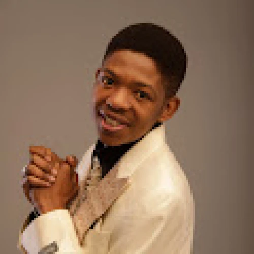 LUNGISA INDABA YAKHO